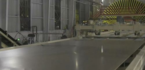 巴中易生活年產60萬立方米刨花板項目首板成功下線，開啟綠色家居新篇章